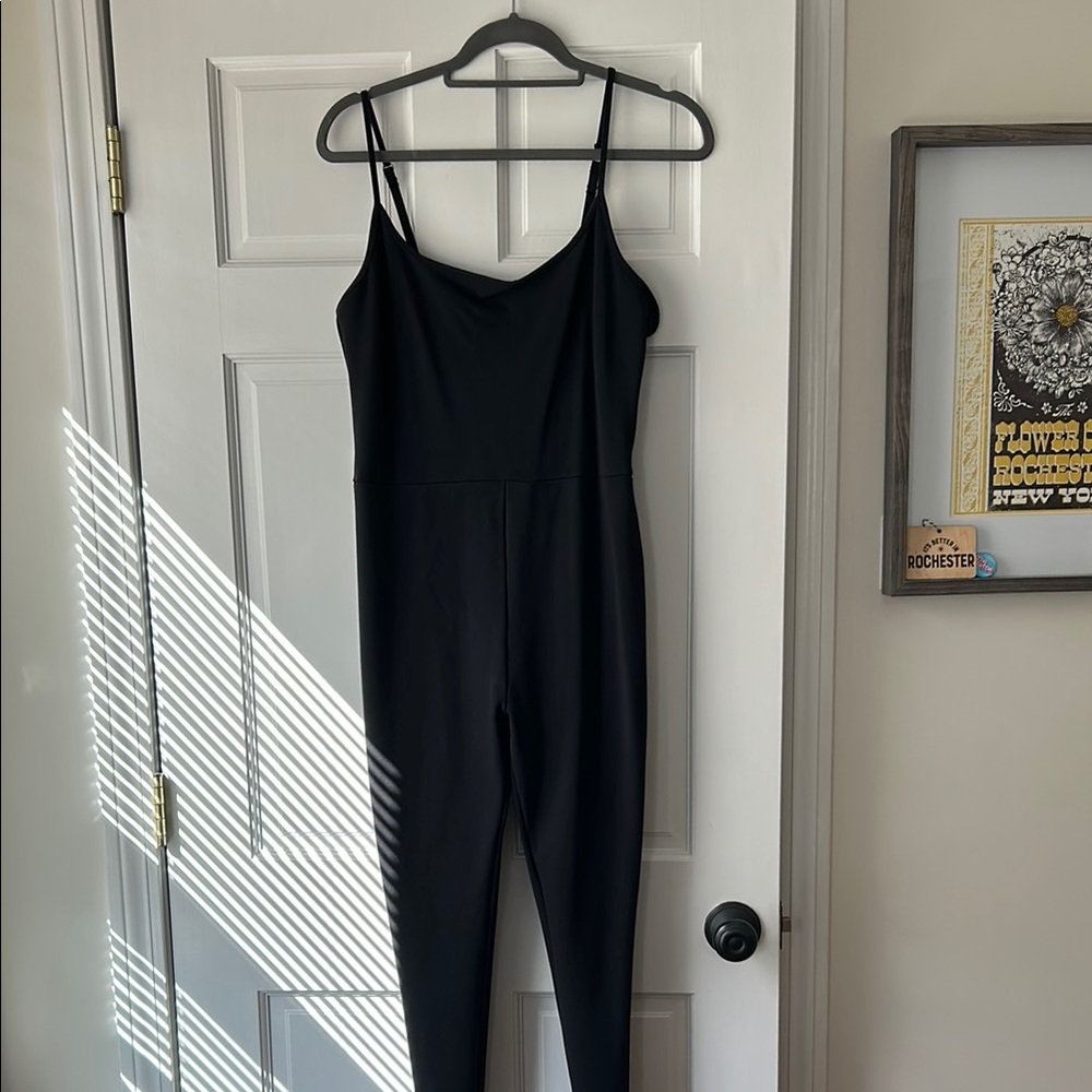 Abercrombie & Fitch Black Sleeveless Jumpsuit with Fitted Bodice
